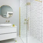 One Bedroom In Center By Renters Prestige