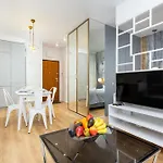 Apartmán One Bedroom In Center By Renters Prestige *