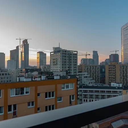 One Bedroom In Center By Renters Prestige *