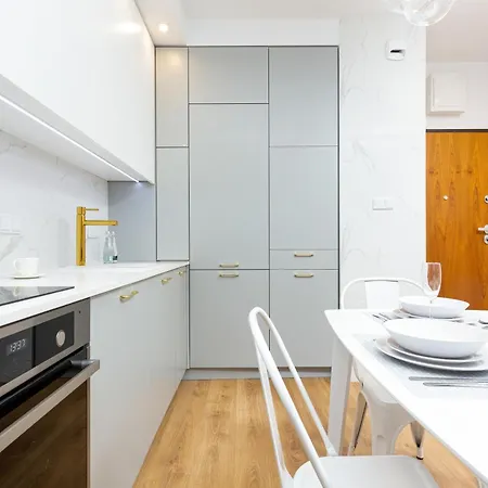 One Bedroom In Center By Renters Prestige Apartmán