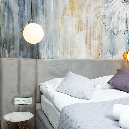 One Bedroom In Center By Renters Prestige Apartmán *