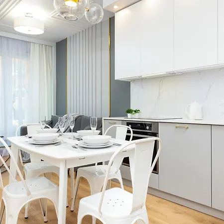 One Bedroom In Center By Renters Prestige * 华沙